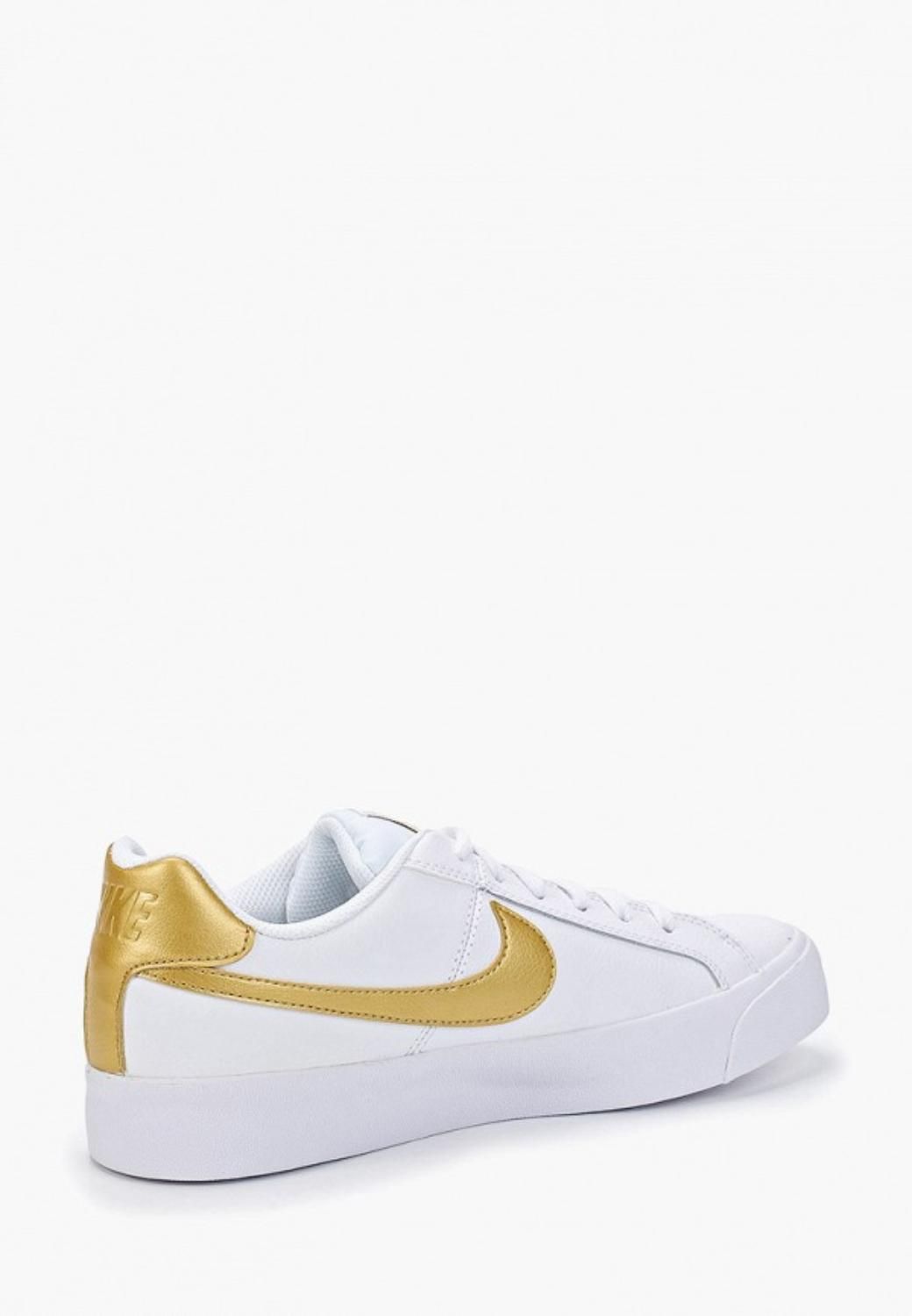 Удобные женские кроссовки Nike Court Royale AC Canvas