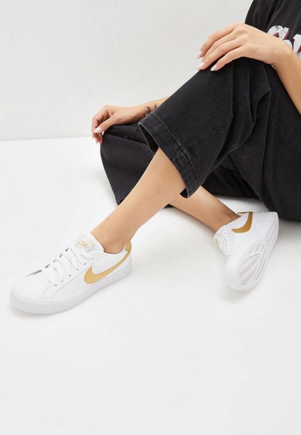 Удобные женские кроссовки Nike Court Royale AC Canvas