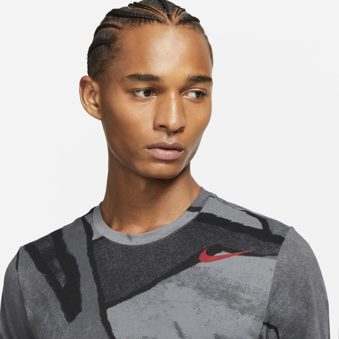 Мужская футболка для тренировок Nike Dri-FIT