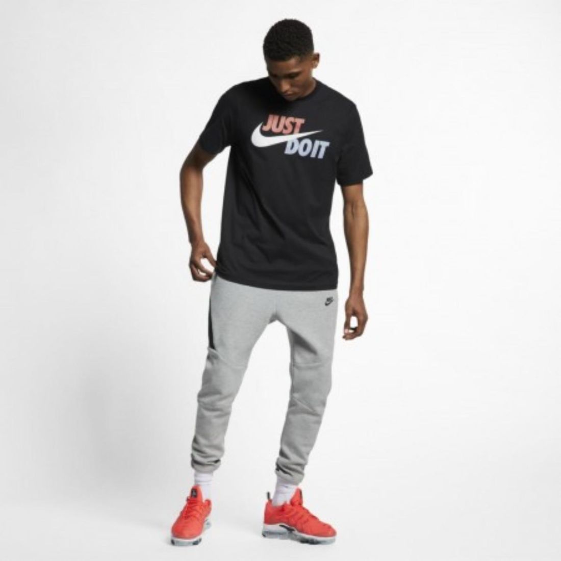 Стильная мужская футболка Nike Sportswear JDI