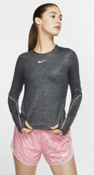 Удобный джемпер NIKE W NK TOP LS Runway Reflective