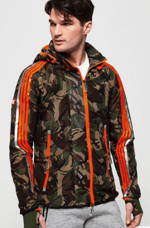 Superdry - Непродуваемая куртка для мужчин Sprint Attacker Camo Jacket