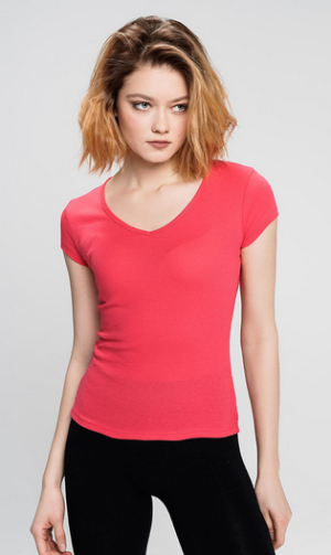 Твое - Приталенная летняя футболка