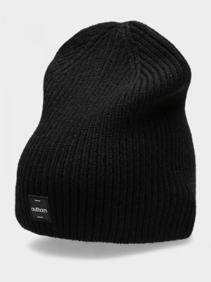 Качественная шапка с логотипом Outhorn Cap