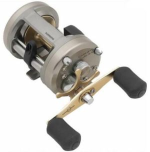 Shimano - Универсальная катушка CARDIFF 401A