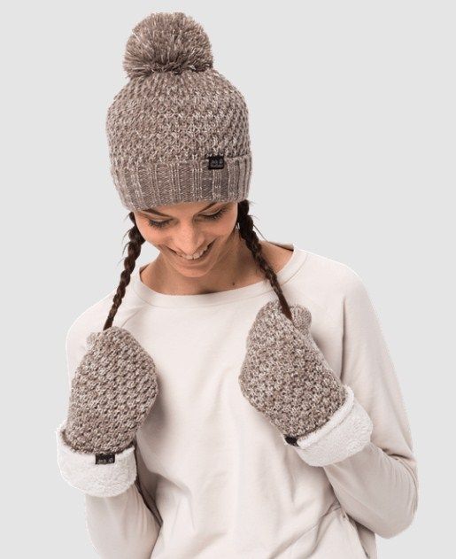 Теплая женская шапка Jack Wolfskin Highloft Knit Cap Women