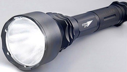 Яркий луч - Компактный фонарь Ballista 2.5 XL-900