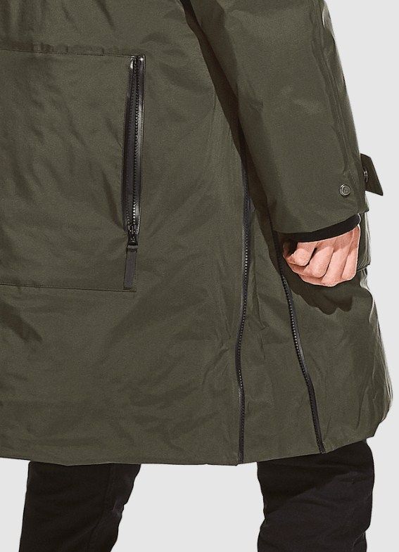 Ветронепроницаемое пальто Jack Wolfskin Osaka Parka M