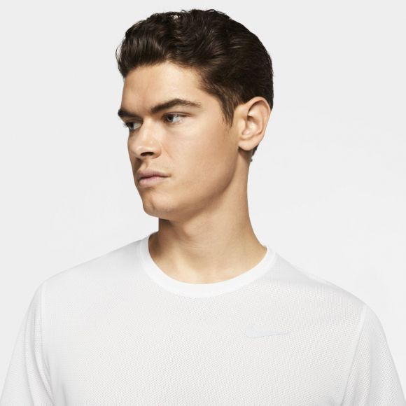Беговая футболка Nike Breathe