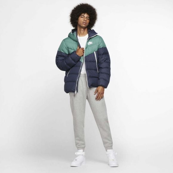 Спортивная куртка Nike Sportswear Windrunner
