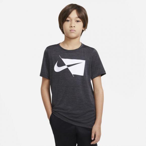 Детская спортивная футболка Nike Core