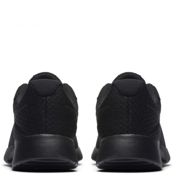 Удобные женские кроссовки Nike Tanjun