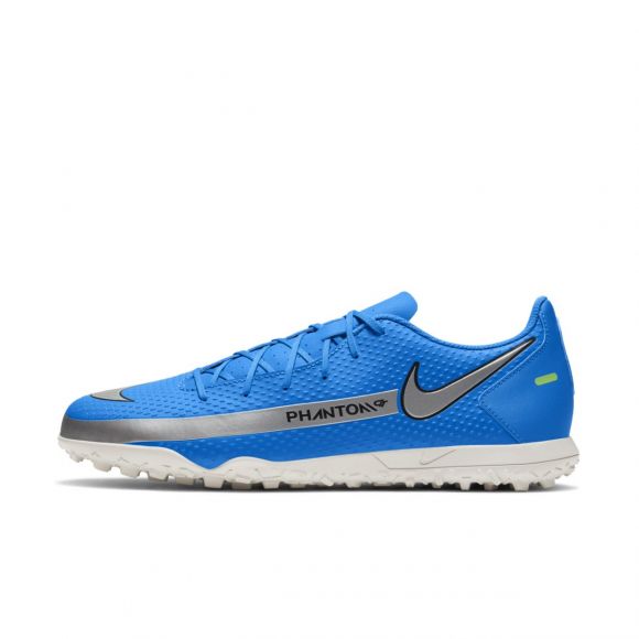 Удобные бутсы Nike Phantom GT Club TF