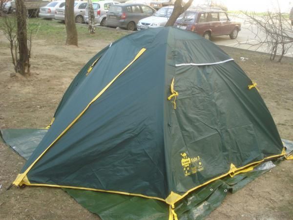 Tramp — Палатка вместительная Nishe 3