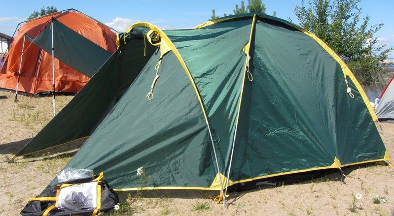 Tramp - Палатка трехместная Space 3