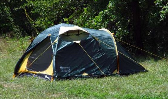 Tramp - Палатка прочная Stalker 3