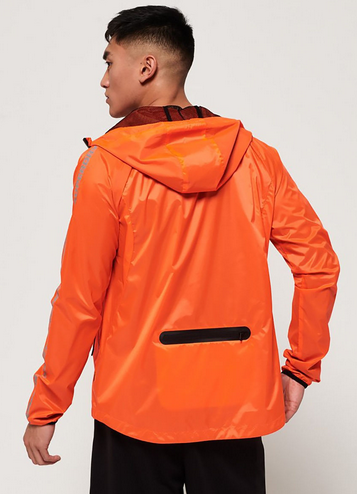 Superdry - Куртка для бега с карманом на пояснице Active Featherweight Jacket