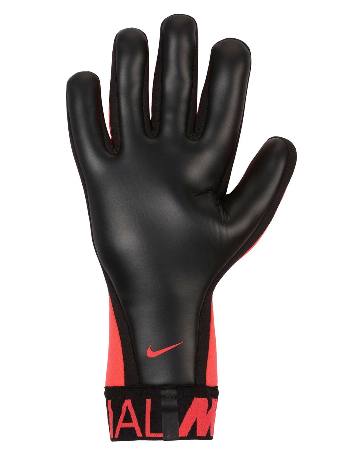 Футбольные перчатки Nike Mercurial Goalkeeper Touch Victory