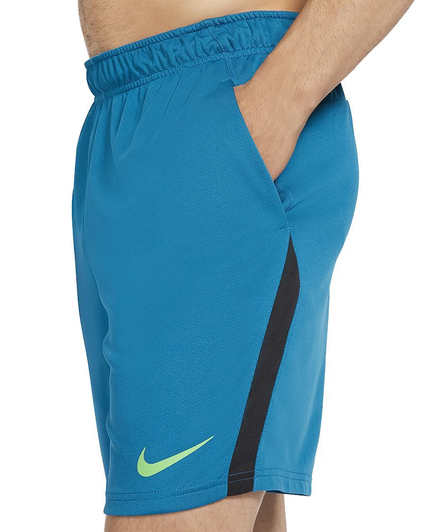 Мужские шорты для спорта Nike Dri-FIT