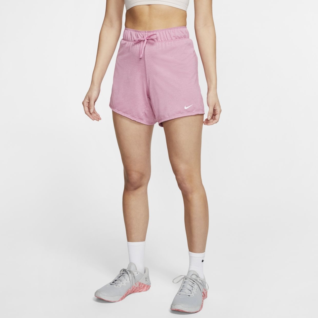 Спортивные женские шорты Nike Dri-FIT