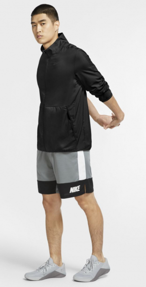 Спортивная ветровка Nike Dri-FIT