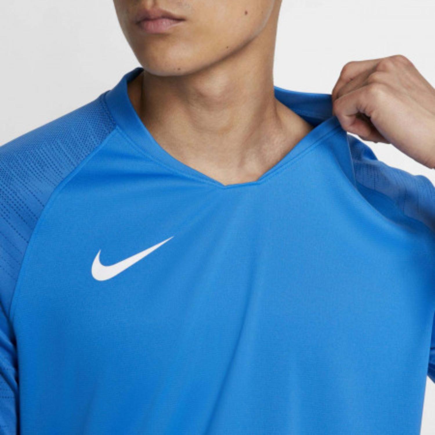 Спортивная мужская футболка Nike M NK BRT STRKE TOP SS