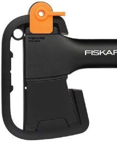 Fiskars - Топор плотницкий X10-S