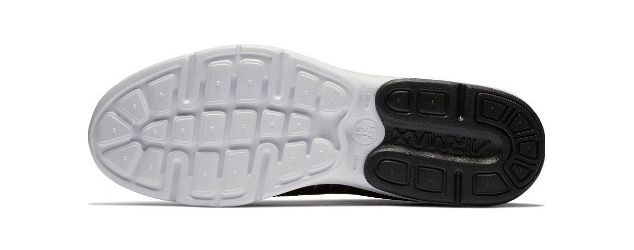 Nike - Мужские кроссовки для бега Air Max Advantage 2